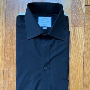 Charles Thrwhitt - Black - non-iron Poplin dress shirt. Men’s 15 1/2, classic ft